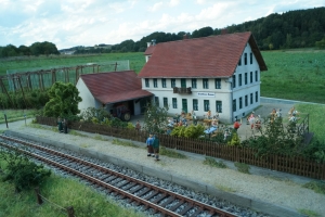 Originalnachbau der Haltestelle Figlsdorf von Reinhard